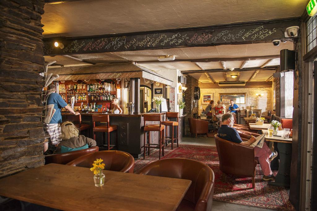 Molesworth Arms Hotel